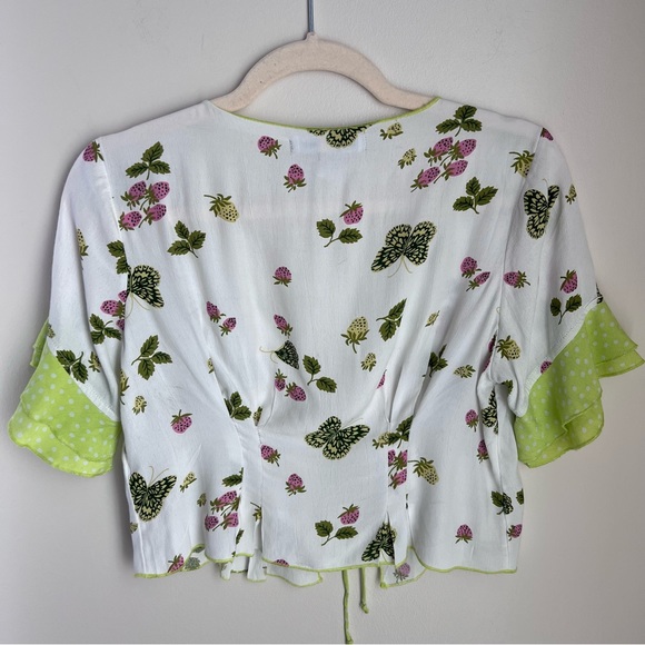 URBAN OUTFITTERS tie front strawberry butterfly print TOP - Picture 5 of 8
